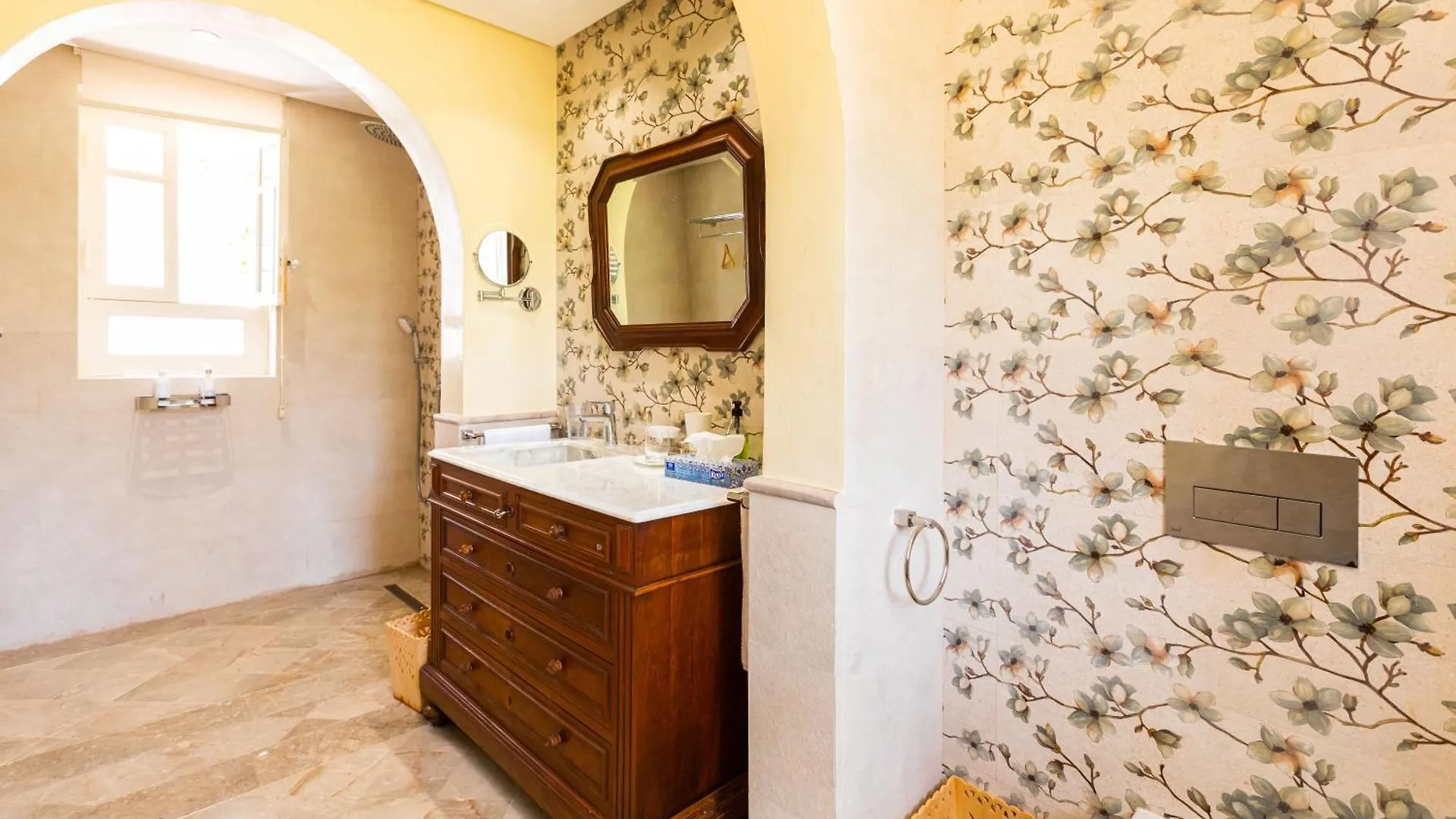 לינה וארוחת בוקר תוניס Nawara Residence