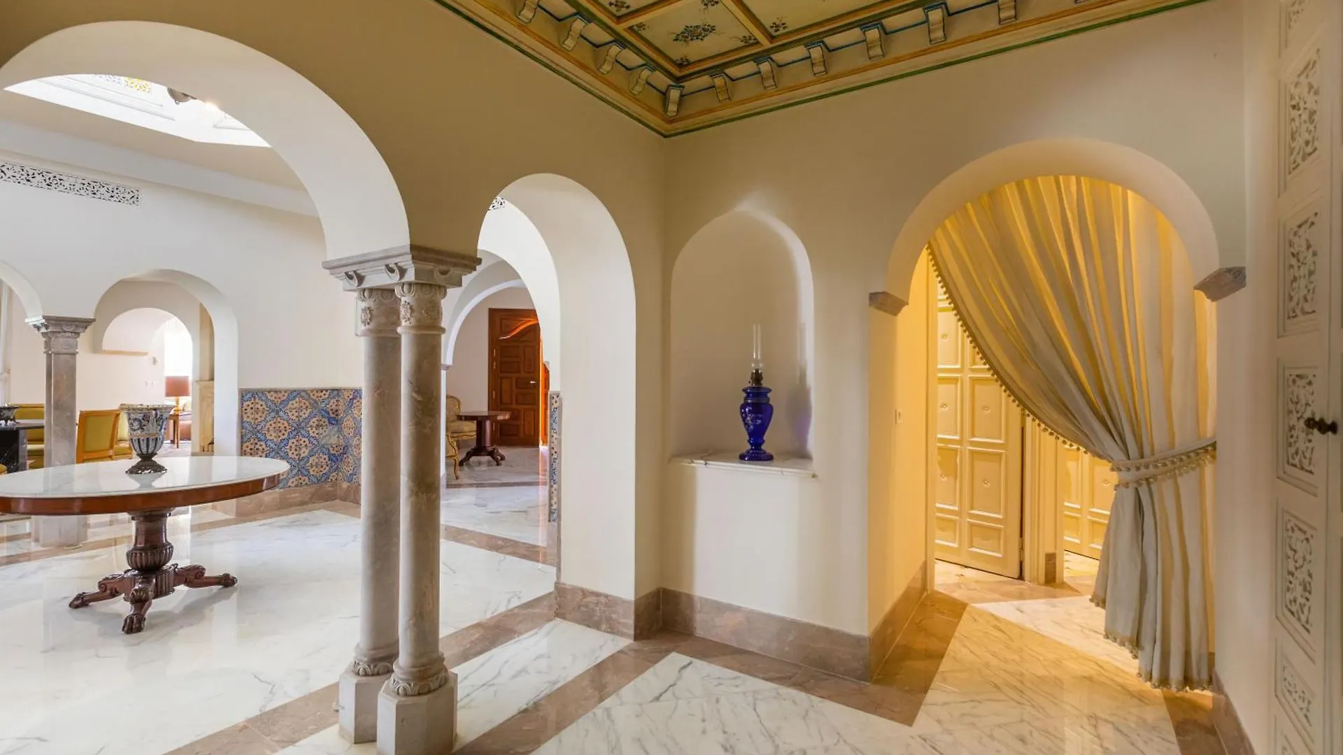 תוניס Nawara Residence לינה וארוחת בוקר